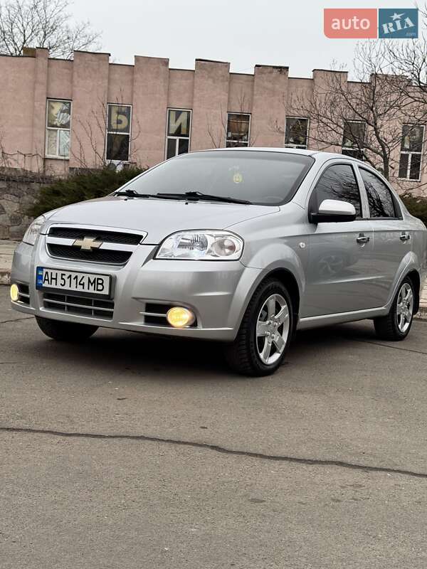 Седан Chevrolet Aveo 2008 в Николаеве