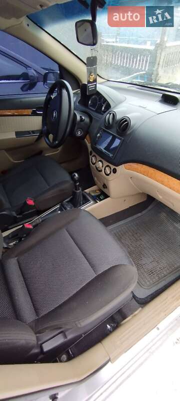 Седан Chevrolet Aveo 2007 в Виннице