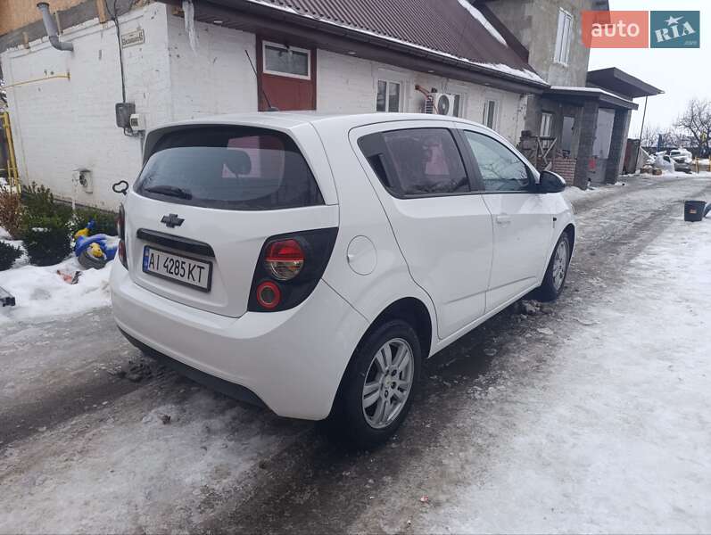 Хэтчбек Chevrolet Aveo 2013 в Мироновке фото 3 Хэтчбек Chevrolet Aveo 2013 в Мироновке
