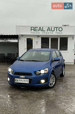 Хэтчбек Chevrolet Aveo 2012 в Кропивницком