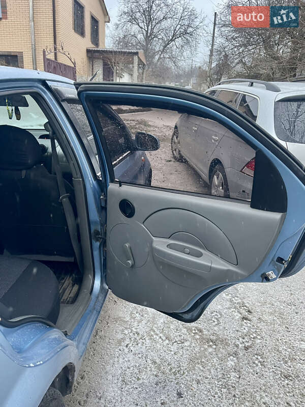 Седан Chevrolet Aveo 2004 в Днепре фото 9 Седан Chevrolet Aveo 2004 в Днепре