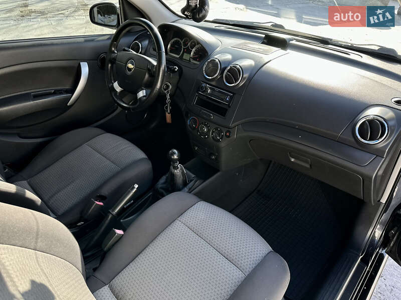 Хетчбек Chevrolet Aveo 2008 в Кривому Розі