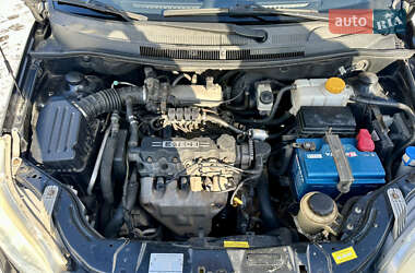 Хетчбек Chevrolet Aveo 2008 в Кривому Розі