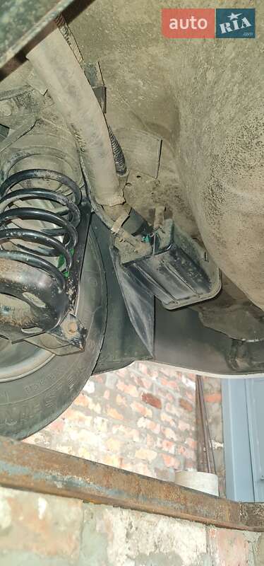 Седан Chevrolet Aveo 2011 в Прилуках