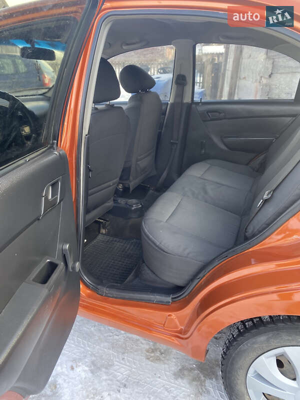 Седан Chevrolet Aveo 2006 в Ковеле