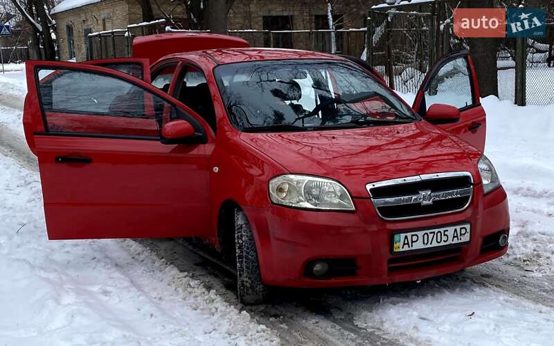 Седан Chevrolet Aveo 2006 в Києві