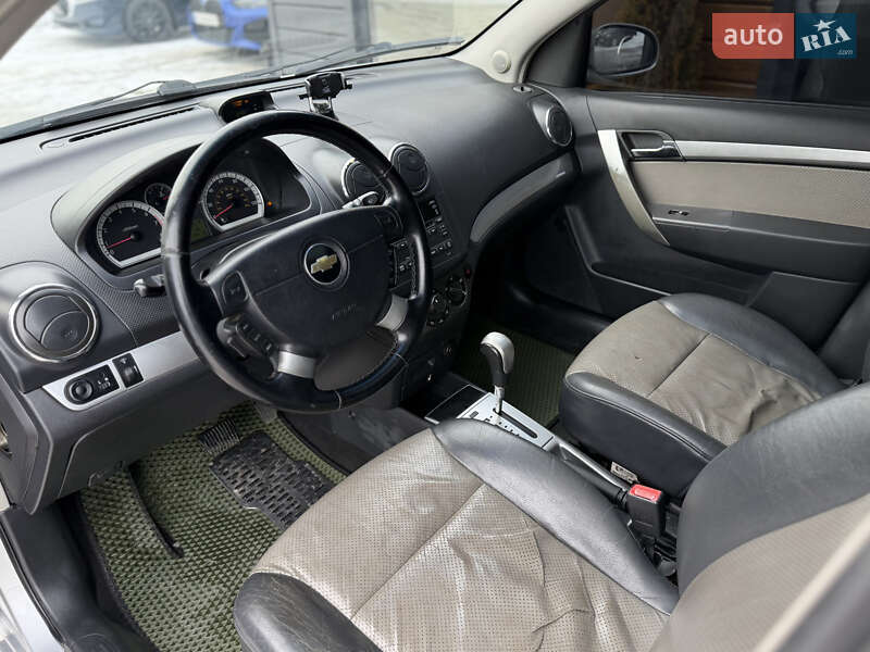 Хэтчбек Chevrolet Aveo 2009 в Шептицькому