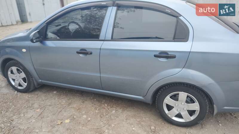 Седан Chevrolet Aveo 2006 в Брусилове