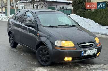 Седан Chevrolet Aveo 2005 в Ровно