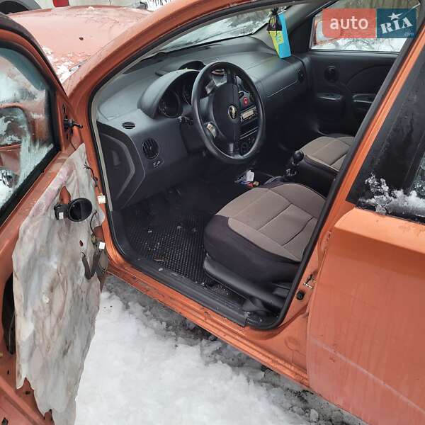 Хэтчбек Chevrolet Aveo 2006 в Харькове