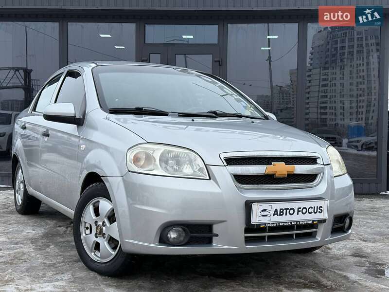 Седан Chevrolet Aveo 2006 в Киеве