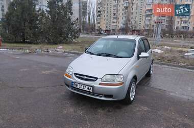Хетчбек Chevrolet Aveo 2004 в Миколаєві