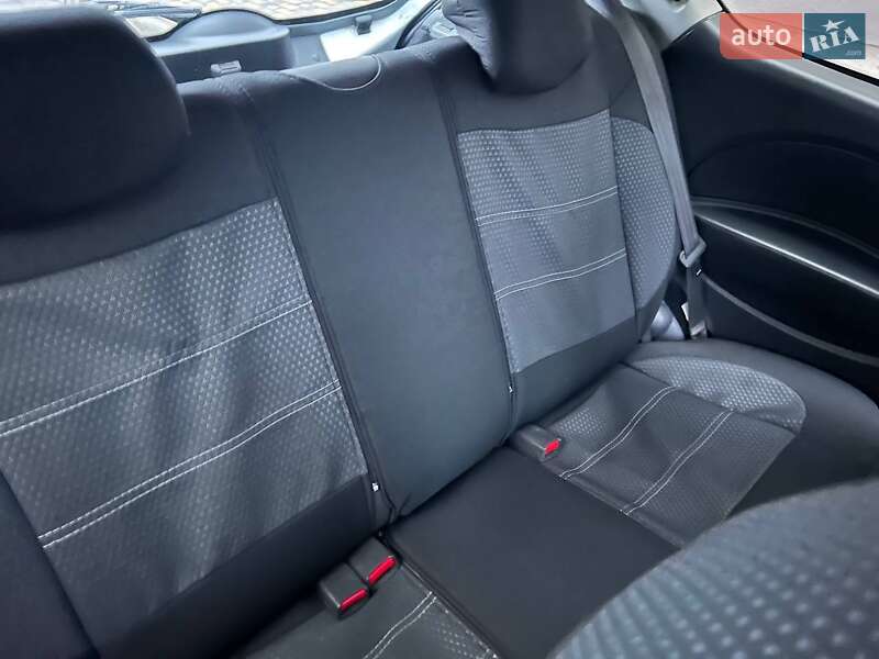 Хэтчбек Chevrolet Aveo 2008 в Вишневом фото 14 Хэтчбек Chevrolet Aveo 2008 в Вишневом