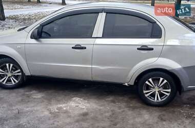 Седан Chevrolet Aveo 2007 в Полтаве