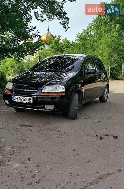 Хэтчбек Chevrolet Aveo 2005 в Белгороде-Днестровском