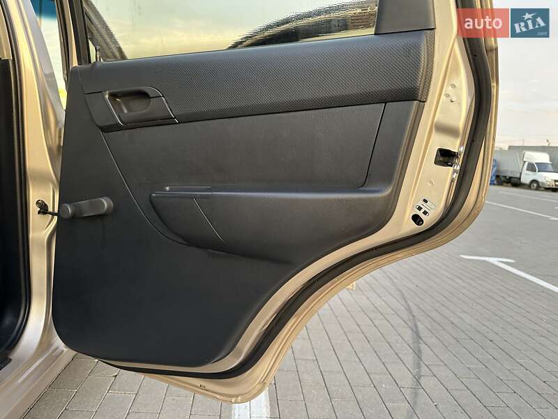 Хэтчбек Chevrolet Aveo 2012 в Одессе фото 22 Хэтчбек Chevrolet Aveo 2012 в Одессе