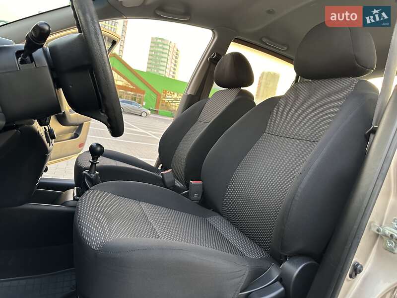 Хэтчбек Chevrolet Aveo 2012 в Одессе фото 33 Хэтчбек Chevrolet Aveo 2012 в Одессе