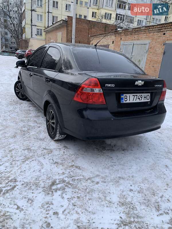 Седан Chevrolet Aveo 2008 в Полтаве