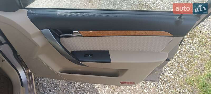 Седан Chevrolet Aveo 2007 в Запорожье фото 28 Седан Chevrolet Aveo 2007 в Запорожье