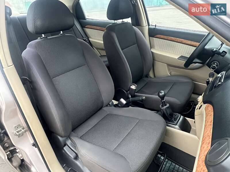 Седан Chevrolet Aveo 2008 в Кременчуге фото 28 Седан Chevrolet Aveo 2008 в Кременчуге