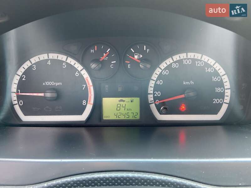 Седан Chevrolet Aveo 2007 в Киеве