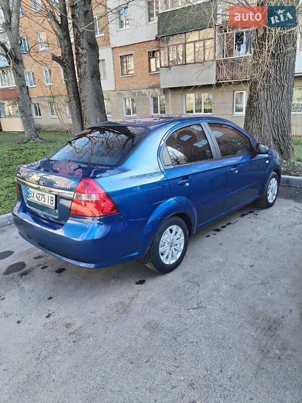 Седан Chevrolet Aveo 2008 в Хмельницькому