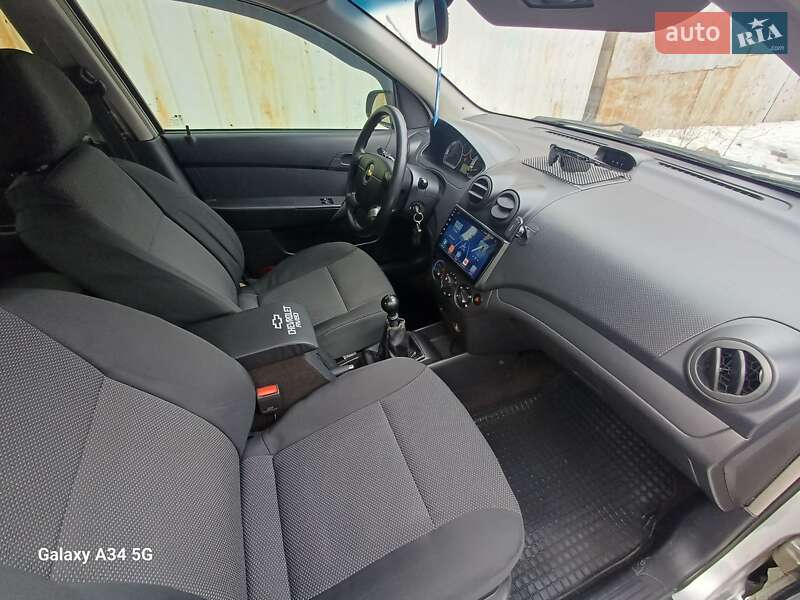 Седан Chevrolet Aveo 2011 в Шостке