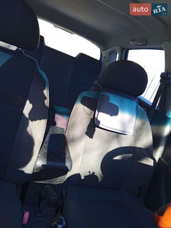 Хэтчбек Chevrolet Aveo 2007 в Конотопе фото 8 Хэтчбек Chevrolet Aveo 2007 в Конотопе