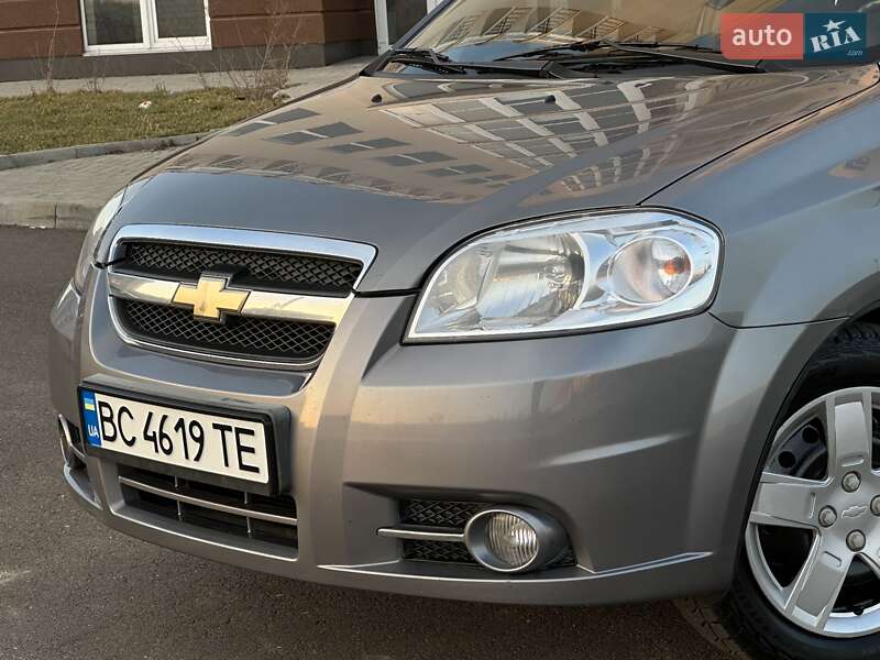 Седан Chevrolet Aveo 2007 в Миколаєві