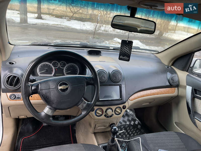 Седан Chevrolet Aveo 2007 в Киеве