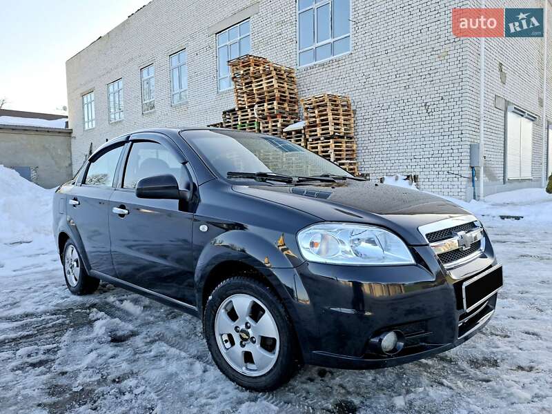 Седан Chevrolet Aveo 2011 в Шостці