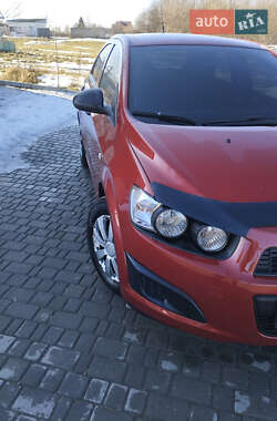 Седан Chevrolet Aveo 2012 в Баранівці