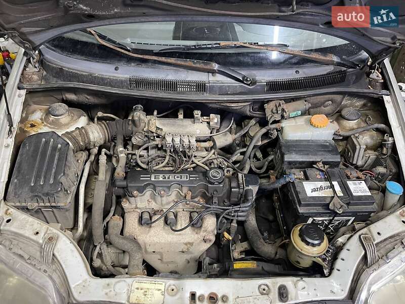 Седан Chevrolet Aveo 2005 в Харькове фото 8 Седан Chevrolet Aveo 2005 в Харькове