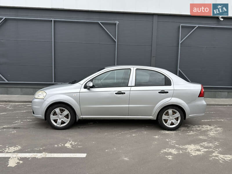Седан Chevrolet Aveo 2011 в Киеве фото 4 Седан Chevrolet Aveo 2011 в Киеве