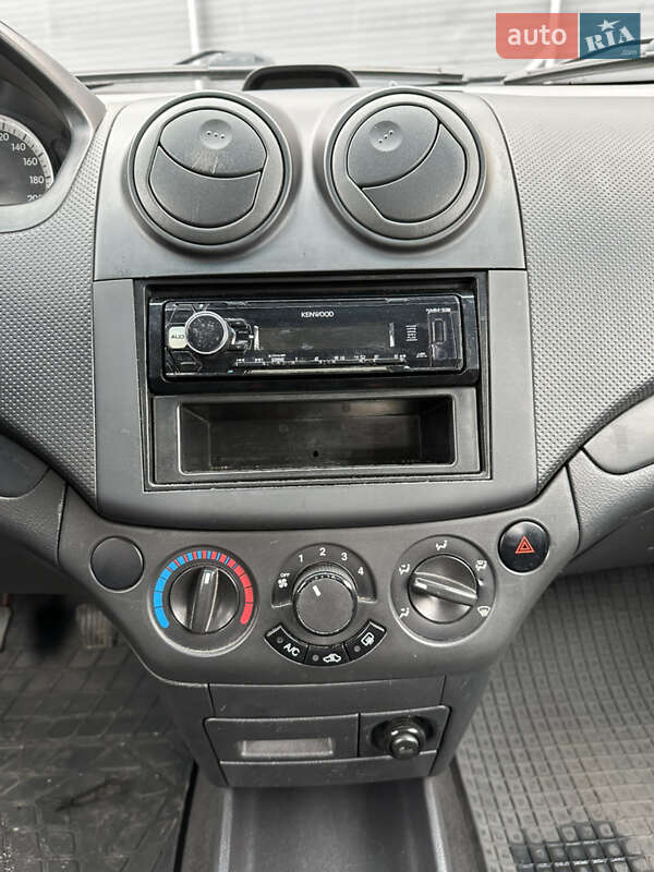 Седан Chevrolet Aveo 2011 в Киеве фото 11 Седан Chevrolet Aveo 2011 в Киеве