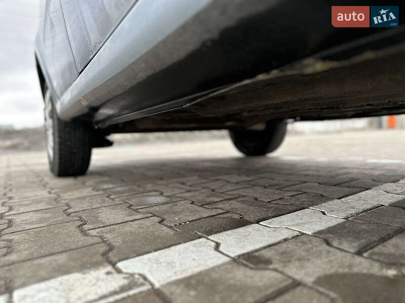 Седан Chevrolet Aveo 2005 в Киеве фото 24 Седан Chevrolet Aveo 2005 в Киеве