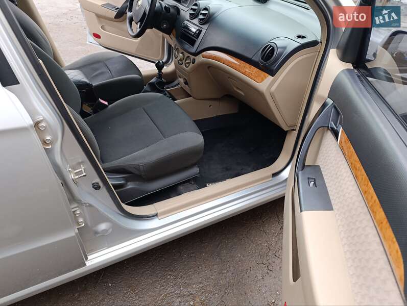 Седан Chevrolet Aveo 2008 в Черновцах фото 8 Седан Chevrolet Aveo 2008 в Черновцах