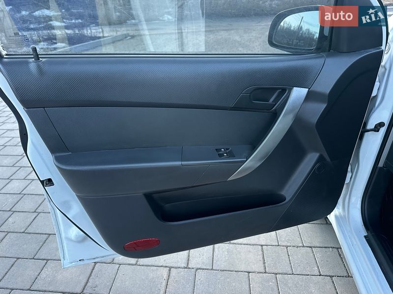 Седан Chevrolet Aveo 2007 в Хмельницькому