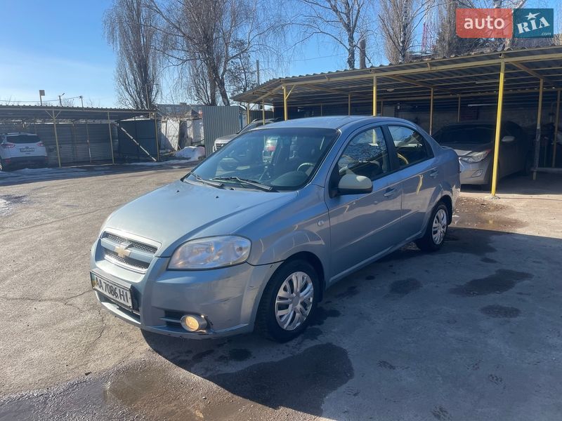 Седан Chevrolet Aveo 2008 в Сумах