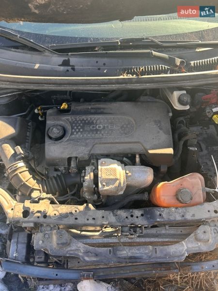 Хэтчбек Chevrolet Aveo 2012 в Житомире