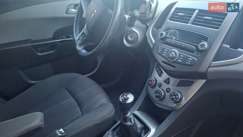 Седан Chevrolet Aveo 2012 в Николаеве