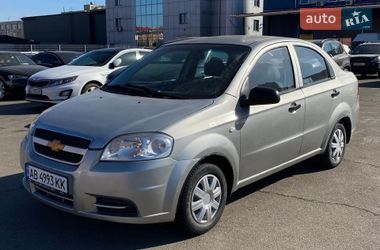 Седан Chevrolet Aveo 2006 в Киеве