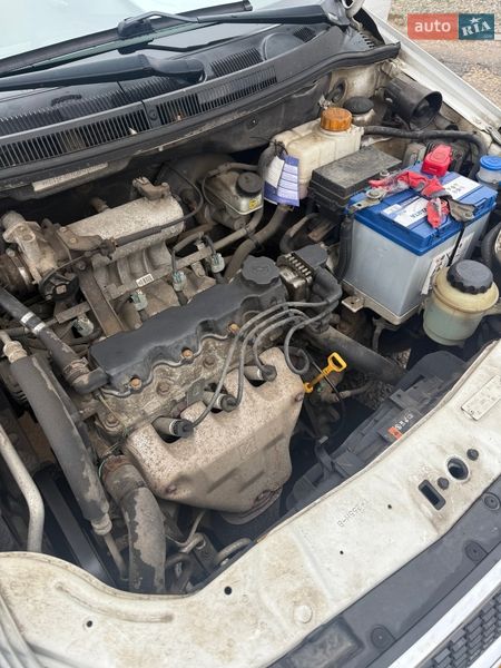 Хэтчбек Chevrolet Aveo 2011 в Харькове