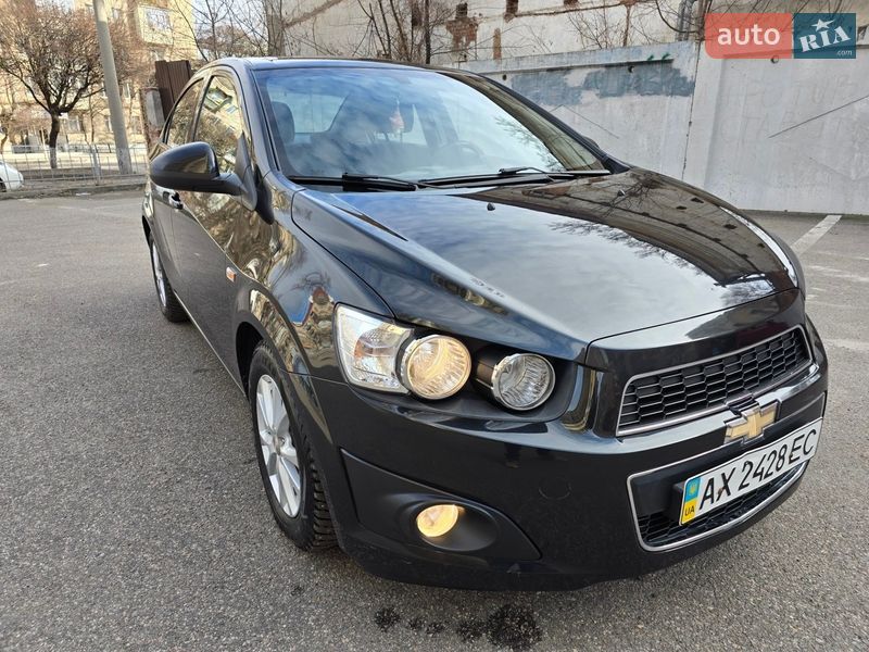 Седан Chevrolet Aveo 2013 в Харькове