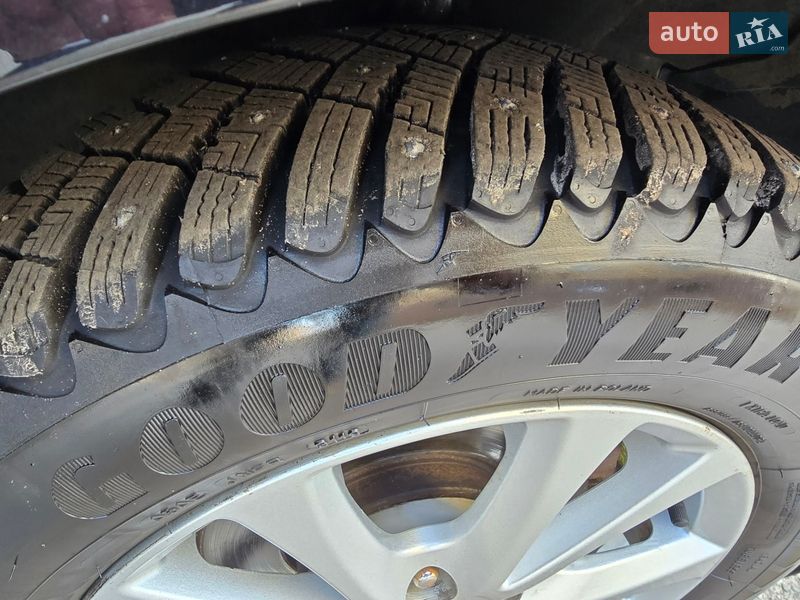 Седан Chevrolet Aveo 2013 в Харькове