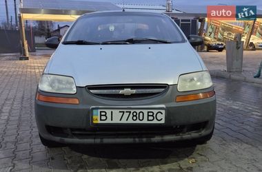 Седан Chevrolet Aveo 2004 в Полтаве