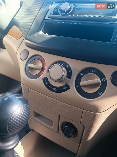 Седан Chevrolet Aveo 2007 в Житомирі