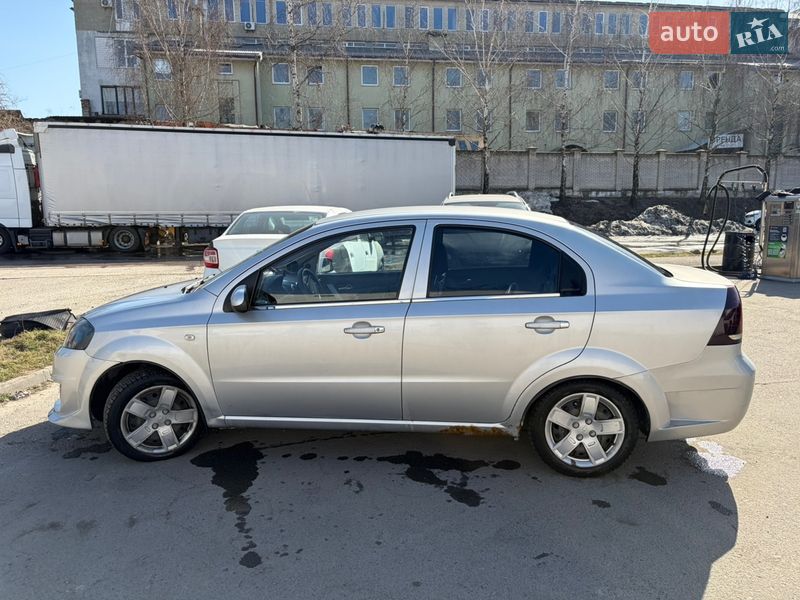 Седан Chevrolet Aveo 2007 в Львові