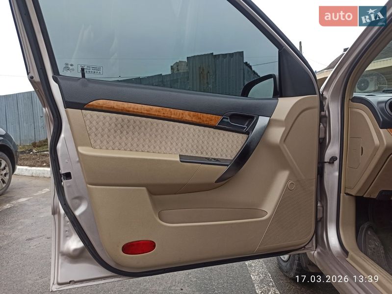 Седан Chevrolet Aveo 2008 в Харькове