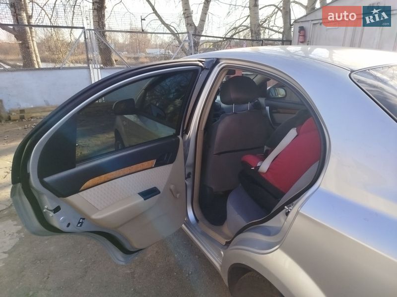 Седан Chevrolet Aveo 2008 в Киеве
